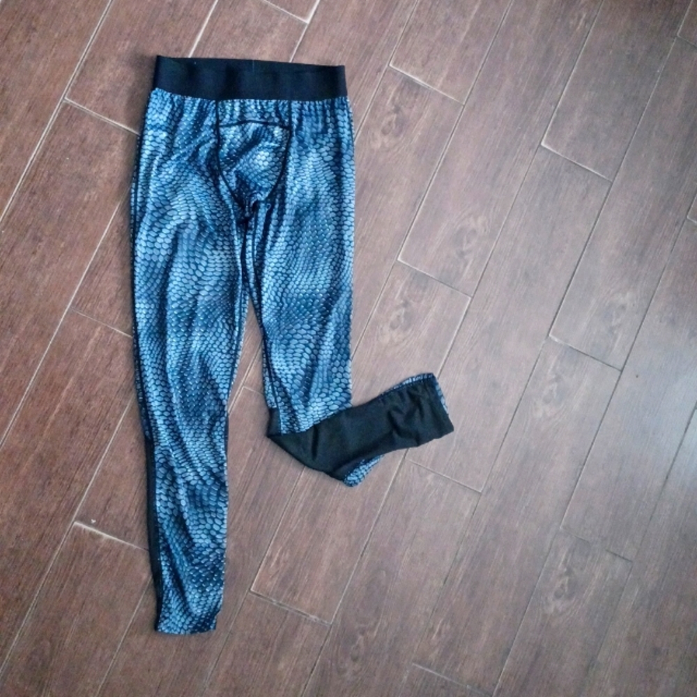Athletic pants